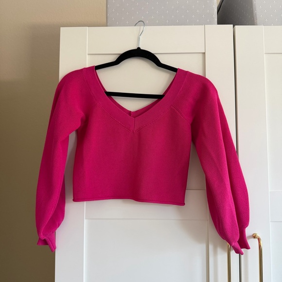 Zara Sweaters - Pink Zara long sleeve crop knit wear